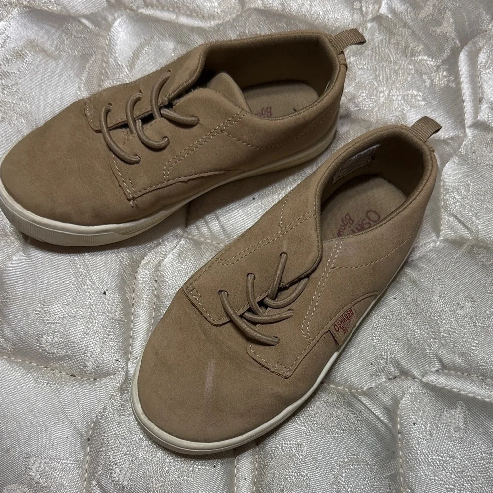 OshKosh B'gosh Tan Kids Dress Shoes